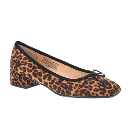 ANIMAL PRINT SHOES TO TRY FOR FALL 2025