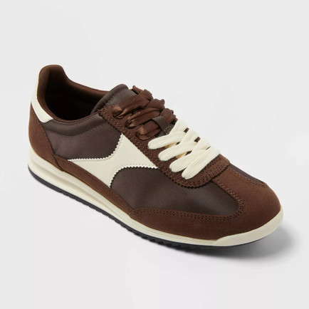 NEUTRAL AFFORDABLE BUDGET FRIENDLY SNEAKERS TO BUY THIS FALL AT TARGET