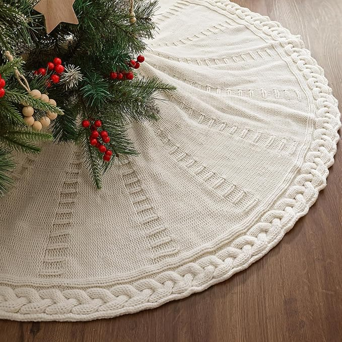 Cable Knit Christmas Tree Skirt